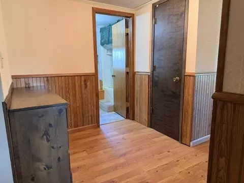 Entry Way - 2022 River Rd, Windom, MN 56101 photo 1 of 2