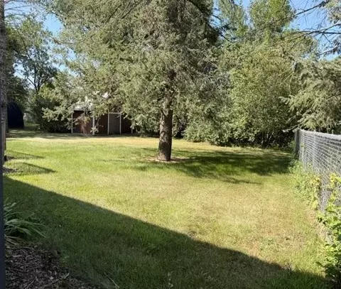 Exterior - 2022 River Rd, Windom, MN 56101 photo 7 of 8