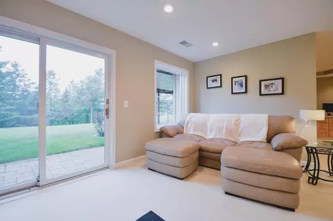Living - 5668 94th Ave N, Greenfield, MN 55357 photo 12 of 14