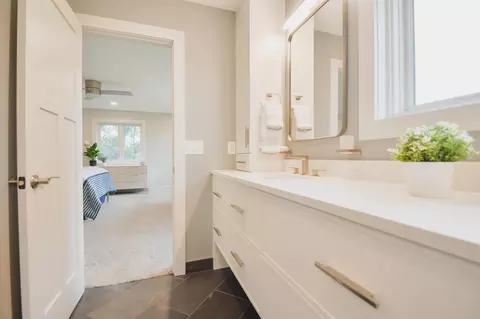 Bath - 5668 94th Ave N, Greenfield, MN 55357 photo 5 of 15