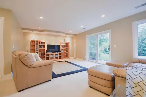 Living - 5668 94th Ave N, Greenfield, MN 55357 photo 9 of 14