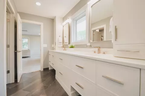 Bath - 5668 94th Ave N, Greenfield, MN 55357 photo 9 of 15