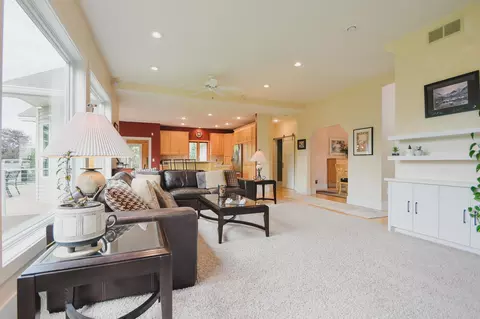 Living - 5668 94th Ave N, Greenfield, MN 55357 photo 5 of 14