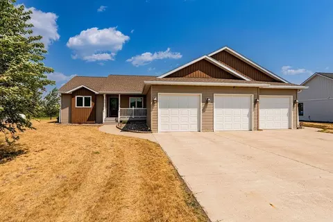 Exterior - 620 2nd St, Arthur, ND 58006 photo 1 of 7