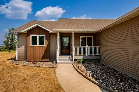 Exterior - 620 2nd St, Arthur, ND 58006 photo 2 of 7