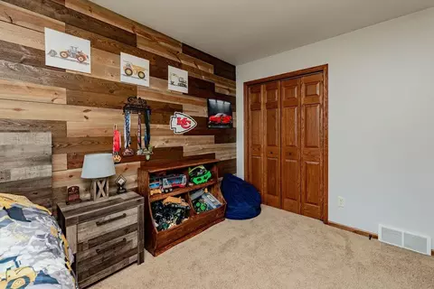 Bedroom - 620 2nd St, Arthur, ND 58006 photo 4 of 6