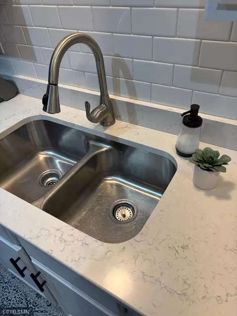 Kitchen - 4126 Durham Ct #136, Eagan, MN 55122 photo 3 of 3