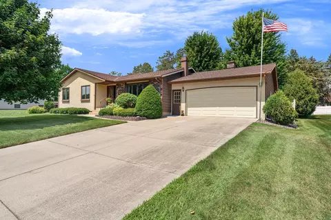 520 Young Dr, Owatonna, MN 55060