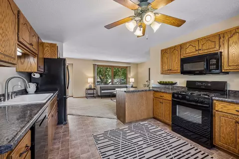 Kitchen - 11824 W River Rd, Champlin, MN 55316 photo 5 of 5