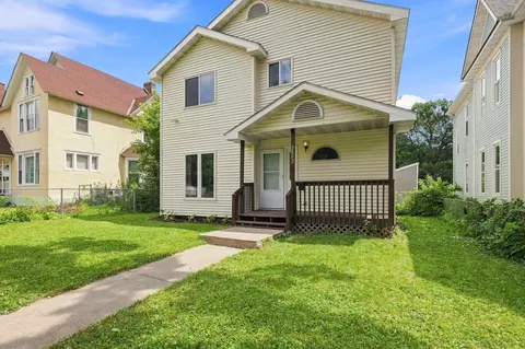 2622 Dupont Ave N, Minneapolis, MN 55411