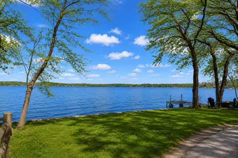 7277 100th Ave SE, Clear Lake, MN 55319
