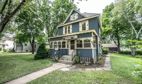 300 7th St, Farmington, MN 55024