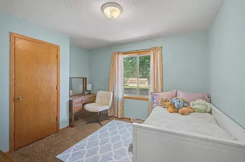 Bedroom - 6124 114th Pl N, Champlin, MN 55316 photo 6 of 6