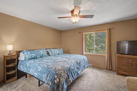 Bedroom - 6124 114th Pl N, Champlin, MN 55316 photo 4 of 6