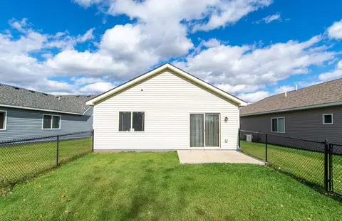 Exterior - 842 Holton Ave, Brainerd, MN 56401 photo 2 of 8
