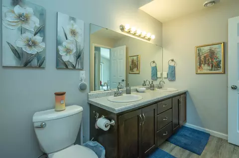 Bath - 842 Holton Ave, Brainerd, MN 56401 photo 1 of 3