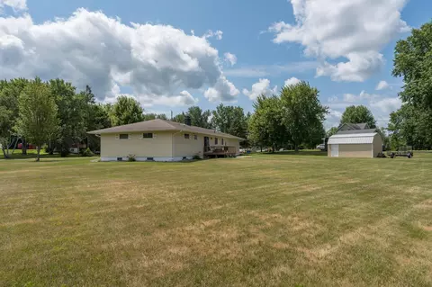 Exterior - 716 W River St, Waterville, MN 56096 photo 7 of 9
