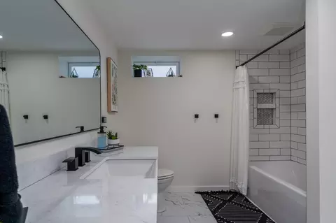 Bath - 716 W River St, Waterville, MN 56096 photo 4 of 5