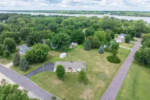 View/Area - 716 W River St, Waterville, MN 56096 photo 10 of 13