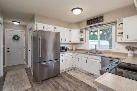 Kitchen - 716 W River St, Waterville, MN 56096 photo 1 of 3
