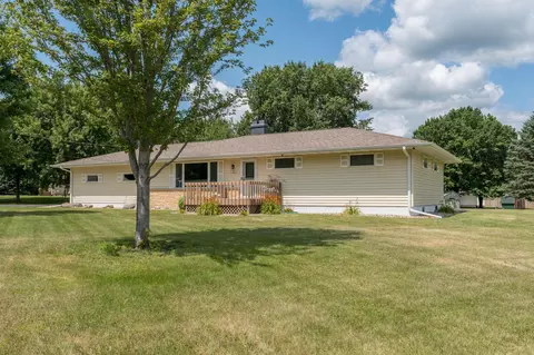 Exterior - 716 W River St, Waterville, MN 56096 photo 3 of 9