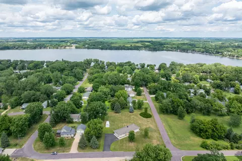 View/Area - 716 W River St, Waterville, MN 56096 photo 2 of 13