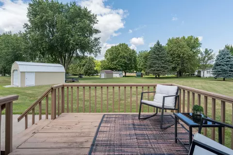 Exterior - 716 W River St, Waterville, MN 56096 photo 4 of 9