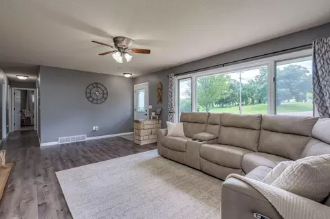 Living - 716 W River St, Waterville, MN 56096 photo 3 of 4