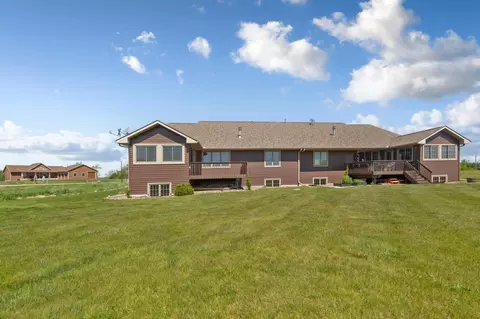 Exterior - 20345 Geneva Trl, Faribault, MN 55021 photo 4 of 10