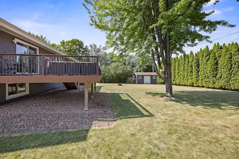 Exterior - 536 4th St N, Winsted, MN 55395 photo 6 of 7