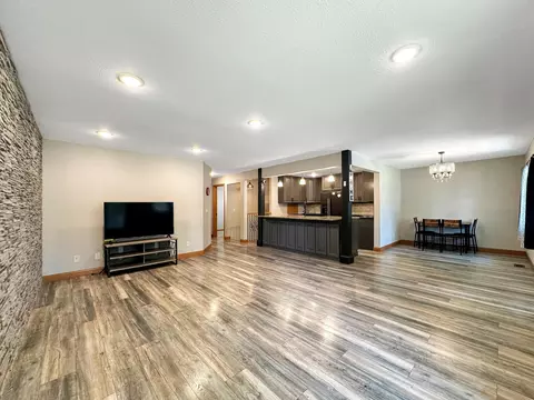 Living - 1024 5th St SW, Willmar, MN 56201 photo 2 of 2
