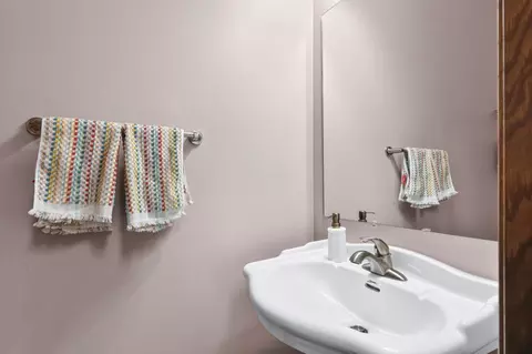 Bath - 5655 154th St E, Faribault, MN 55021 photo 1 of 5