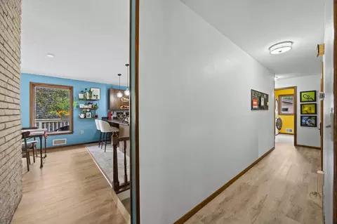 Entry Way - 475 Riverside St, Mora, MN 55051 photo 5 of 8