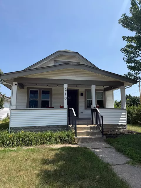 210 6th Ave N, South Saint Paul, MN 55075