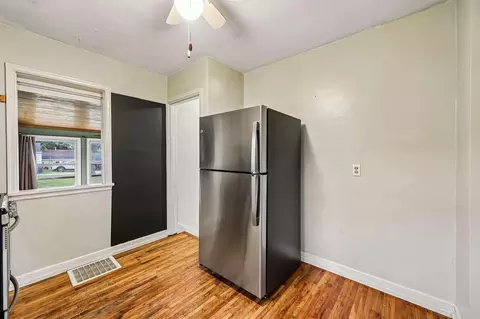 Kitchen - 814 8th Ave SW, Faribault, MN 55021 photo 4 of 4