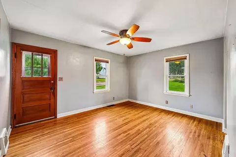 Living - 814 8th Ave SW, Faribault, MN 55021 photo 1 of 6