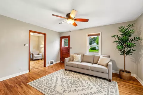 Living - 814 8th Ave SW, Faribault, MN 55021 photo 4 of 6