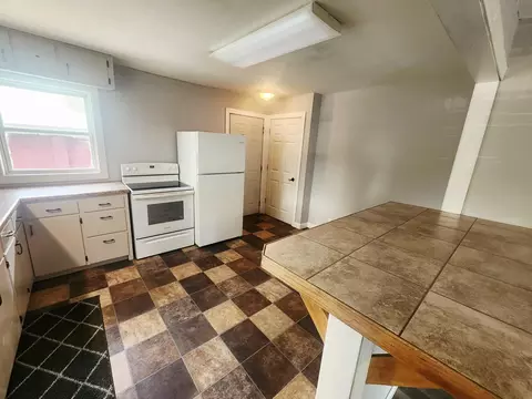 Kitchen - 514 7th Ave SE, Pipestone, MN 56164 photo 2 of 2
