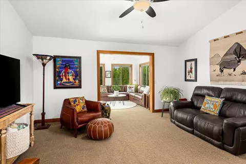 Living - 231 Hickory St, Duluth, MN 55811 photo 1 of 8