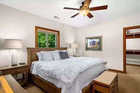 Bedroom - 231 Hickory St, Duluth, MN 55811 photo 8 of 8