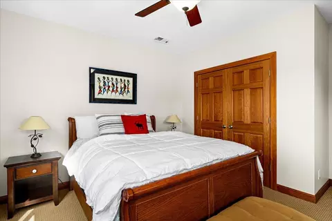 Bedroom - 231 Hickory St, Duluth, MN 55811 photo 5 of 8