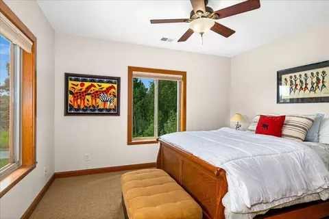 Bedroom - 231 Hickory St, Duluth, MN 55811 photo 6 of 8
