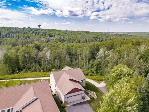 View/Area - 231 Hickory St, Duluth, MN 55811 photo 2 of 4