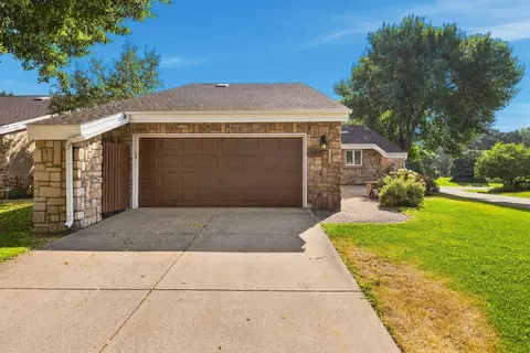 Exterior - 501 Brook Ln, Saint Cloud, MN 56301 photo 2 of 3