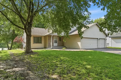 10920 Xeon St NW, Coon Rapids, MN 55433