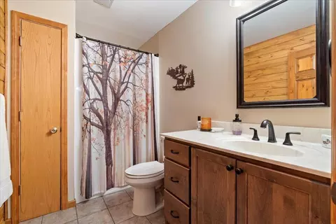 Bath - 49760 202nd Pl, Mcgregor, MN 55760 photo 6 of 6