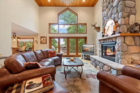 Living - 49760 202nd Pl, Mcgregor, MN 55760 photo 3 of 6