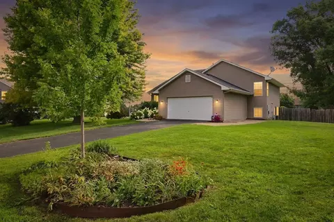809 Morningside Pl, Belle Plaine, MN 56011