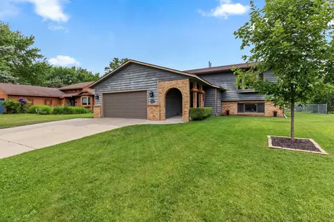 Exterior - 2705 Stearns Way, Saint Cloud, MN 56303 photo 7 of 8