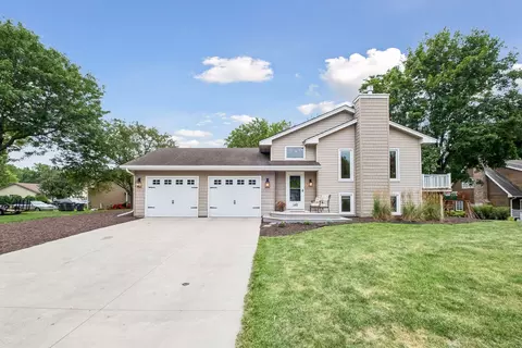 148 Stacy Cir, Waconia, MN 55387
